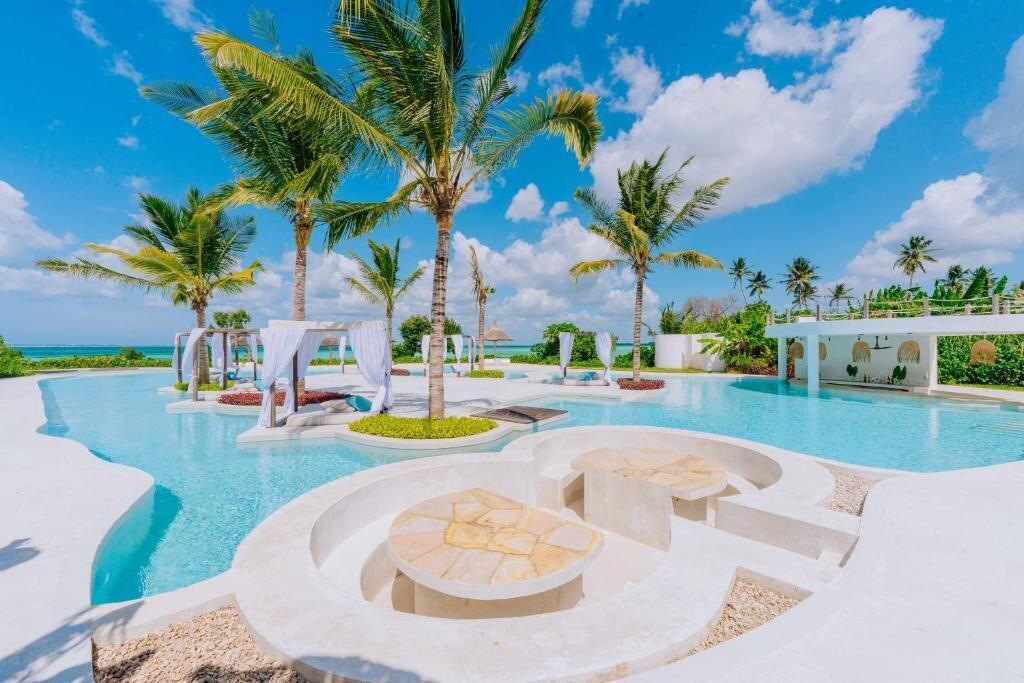 Ycona Eco-Luxury Resort